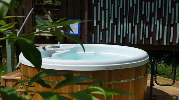 Cabana (Beech Lodge) | Banheira de hidromassagem particular