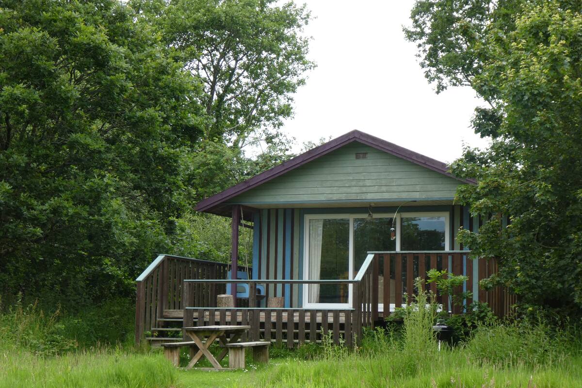 เคบิน (Honeysuckle Lodge) | ลานระเบียง/นอกชาน