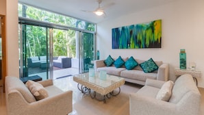 Unclassified image, 3 of 43, button - Casa Palmera (Playa del Carmen)