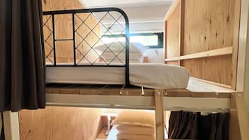 Economy Shared Dormitory, Mixed Dorm, Non Smoking, Shared Bathroom | Free WiFi, bed sheets