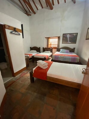 Family Room | Free WiFi