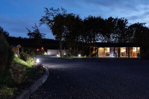 Exterior - Silverwood Luxury Lodges (Perth)