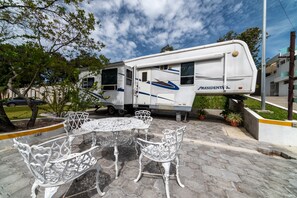 Mobile Home Classique | Wi-Fi gratuit, draps fournis