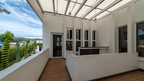 Terrace/patio - Mont's Hotel (Huehuetenango)