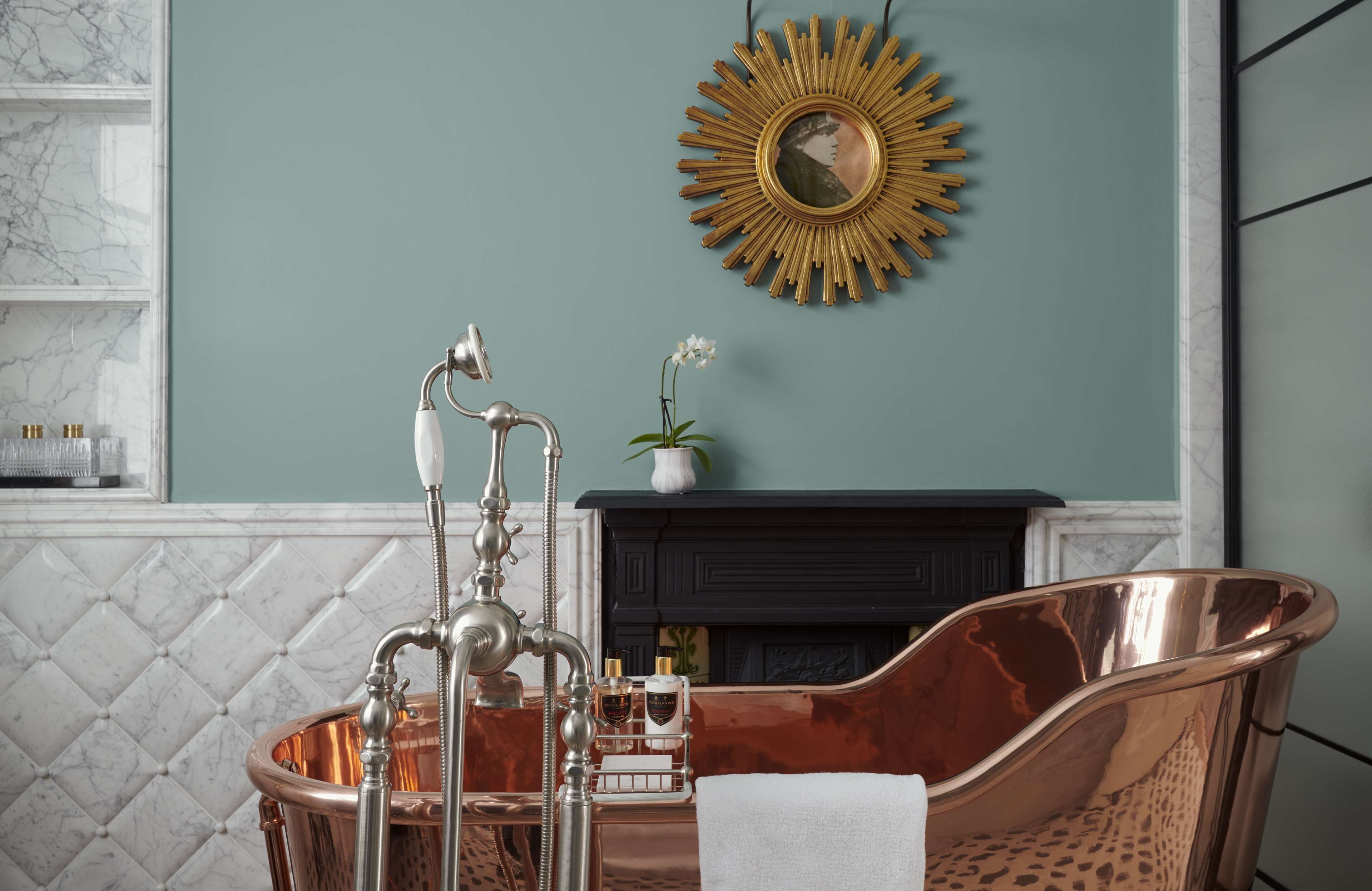 townhome, 2 bedrooms | bathroom | designer toiletries, hair dryer, bathrobes, slippers