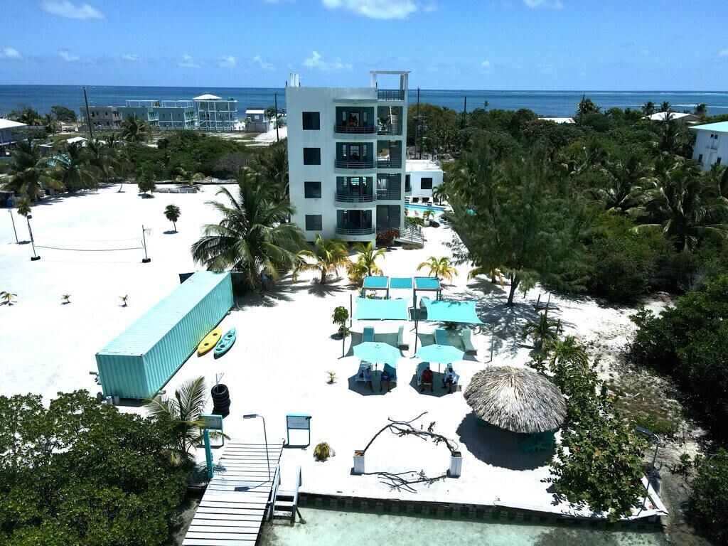 Bay Towers Hotel in Caye Caulker, Belize