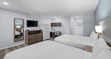 Suburban Studios Newport News – Hampton