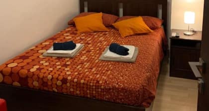 Verdi Plaza - Hostel