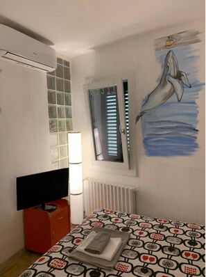 Soundproofing, iron/ironing board, free WiFi, bed sheets - Verdi Plaza - Hostel (Bologna)