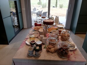 Petit déjeuner buffet compris tous les jours