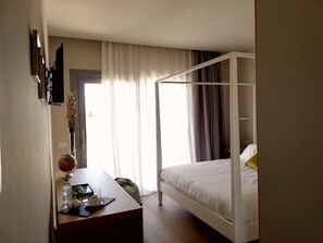 Superior Suite | Frette Italian sheets, premium bedding, down comforters, minibar - Agriturismo Le Piccole Macie (Magliano in Toscana)