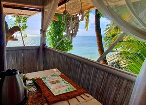 Panoramic Tree House | Teres/patio