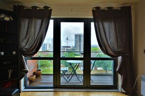 شقة عائلية | شرفة/رواق