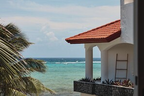 1 bedroom, in-room safe, individually decorated, individually furnished