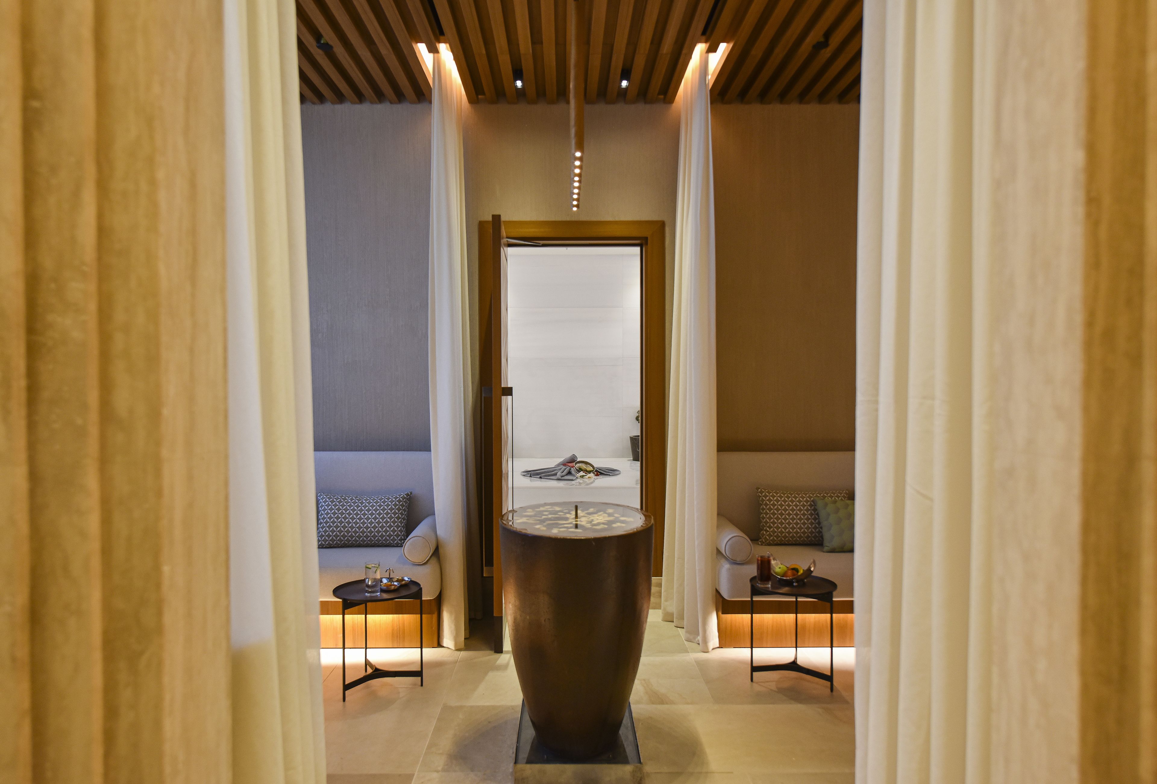 couples treatment room(s), sauna, steam room, turkish bath/hammam
