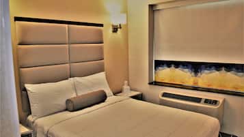 Deluxe Double Room | Soundproofing, WiFi, bed sheets