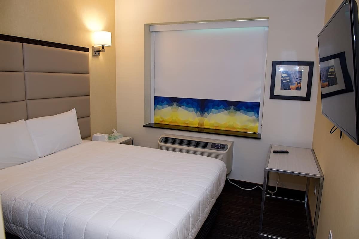Classic Single Room | Soundproofing, WiFi, bed sheets