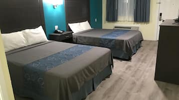 Double Room | Individually furnished, desk, blackout drapes, iron/ironing board