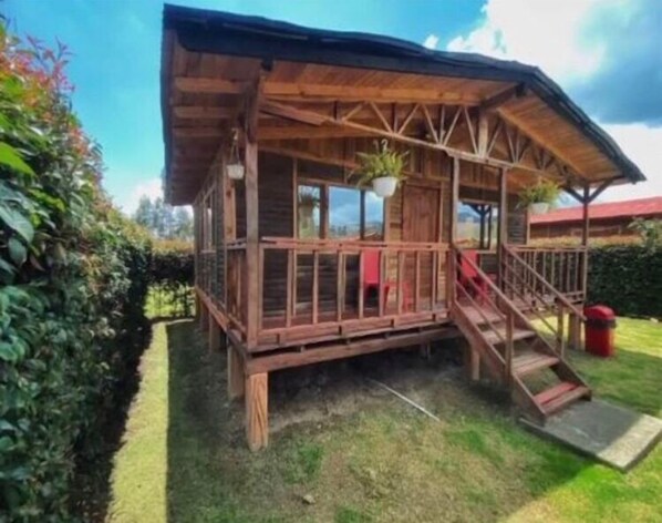 Deluxe Cabin, 1 Double Bed, Kitchenette | Terrace/patio