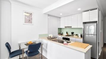 Studio Deluxe | In-room dining