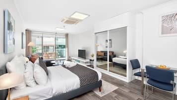 Studio Deluxe | Iron/ironing board, free WiFi, bed sheets, wheelchair access