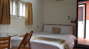 Double Room | Free WiFi - Wu Feng Homestay (Jinning)