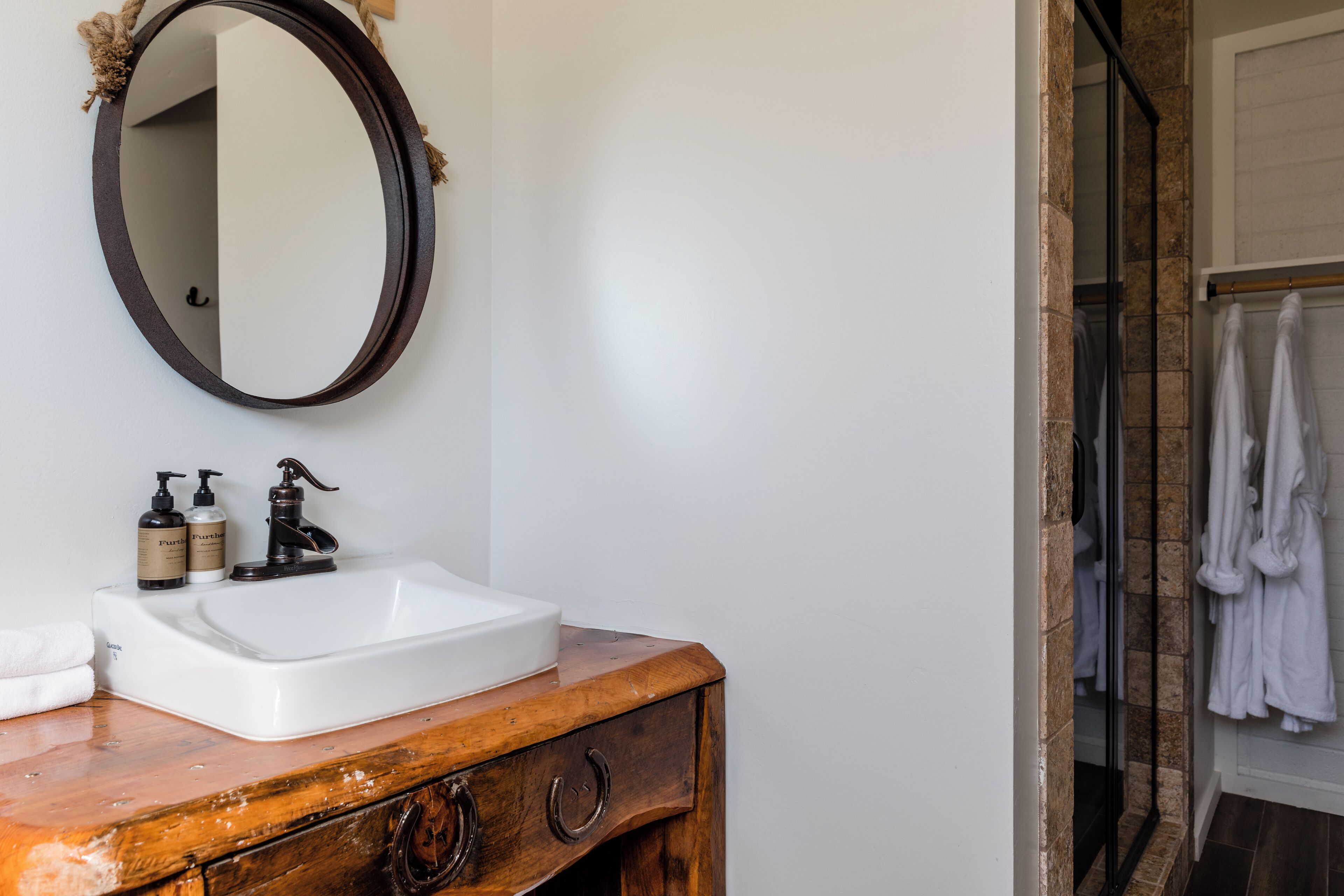 classic king | bathroom | shower, free toiletries, hair dryer, bathrobes