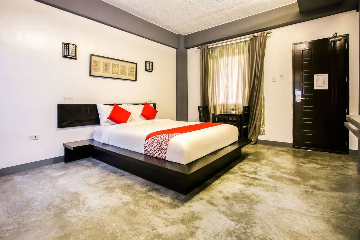 Deluxe Double Room | Meja, Wi-fi percuma, cadar katil 