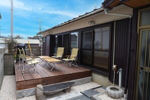 獨棟房屋 (Whole house) | 露台/庭院