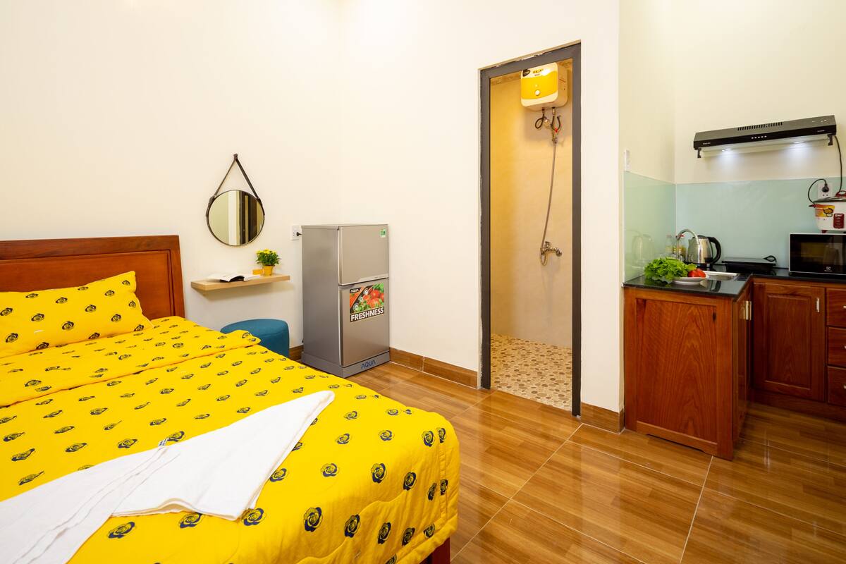 Estudio básico | 1 habitación, minibar, escritorio y espacio para trabajar con laptop