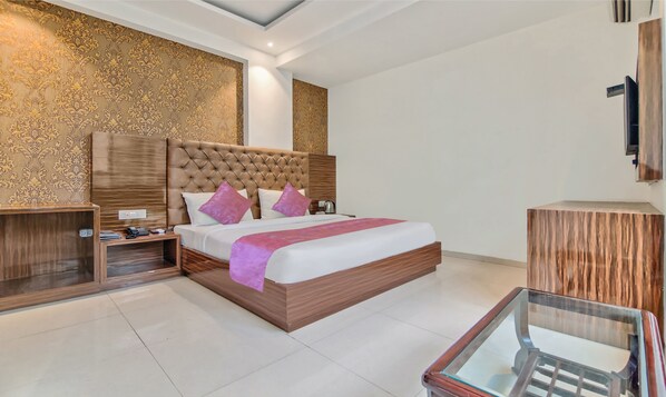 Iron/ironing board, rollaway beds, free WiFi, bed sheets