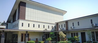 OYO 1283 Guest House Loemajan