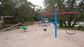 Children's play area - outdoor - Gracetown Caravan Park (Gracetown)
