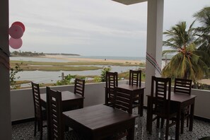 Front of property - Sunset view beach hotel (Arugam Bay)