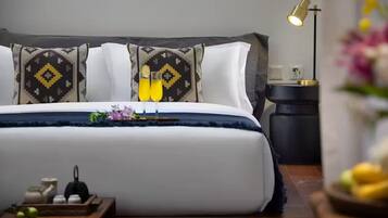 Design Double Room | Desk, blackout drapes, soundproofing, free WiFi