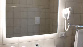 Regadera, regadera tipo lluvia, amenidades de baño gratuitas