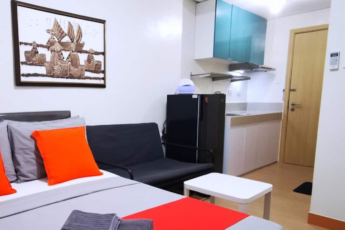 Studio Tiêu chuẩn, 1 giường đôi | 1 phòng ngủ, bộ đồ giường kháng dị ứng, chăn bông, bàn