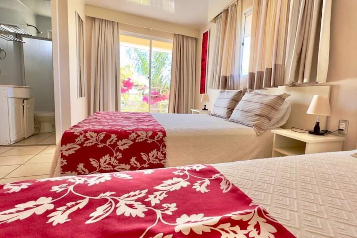Standard-Dreibettzimmer, Mehrere Betten
