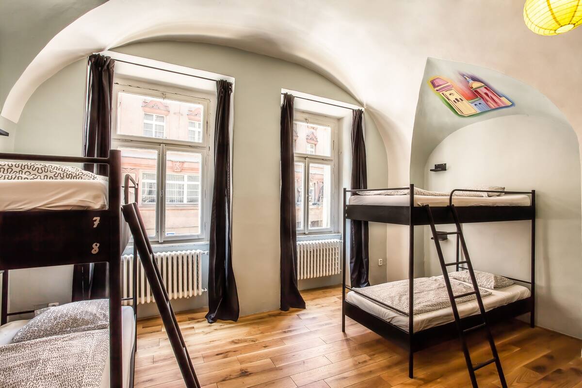Basic Shared Dormitory (10 beds) | Blackout drapes, WiFi (free), individually decorated, bed sheets