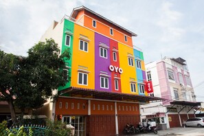 Front of property - OYO 1052 Sentosa Jaya Guest House Syariah (Medan)
