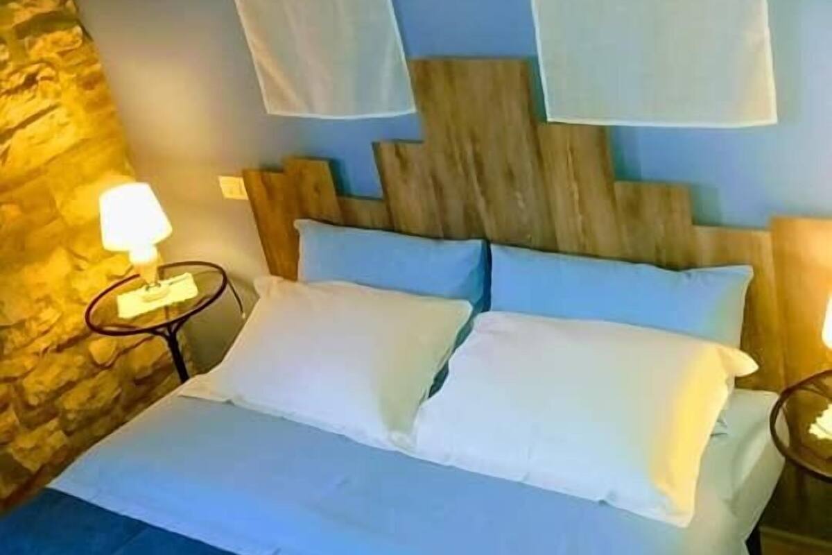 Deluxe Room (Malatesta)