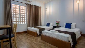 1 bedroom, Egyptian cotton sheets, premium bedding, pillowtop beds