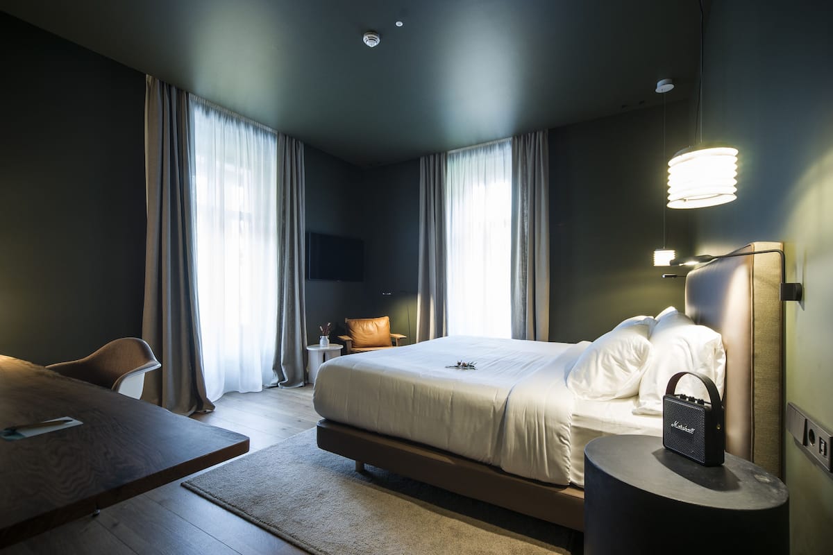 2 camere, biancheria da letto di alta qualità, copriletto in piuma