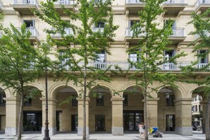 Front of property - Hotel Arbaso (San Sebastián)
