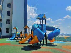 Children’s play area – outdoor - Legoland D'Pristine Apartment by TGP (Iskandar Puteri)