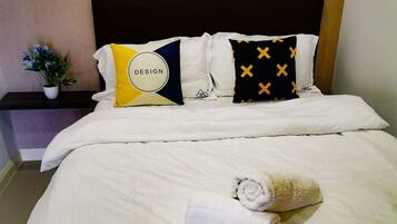 2 bedrooms, Egyptian cotton sheets, premium bedding