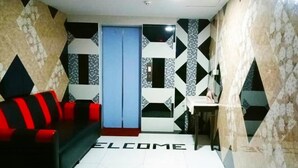 Front of property - H2 - Sungai Besi Hotel (Seri Kembangan)