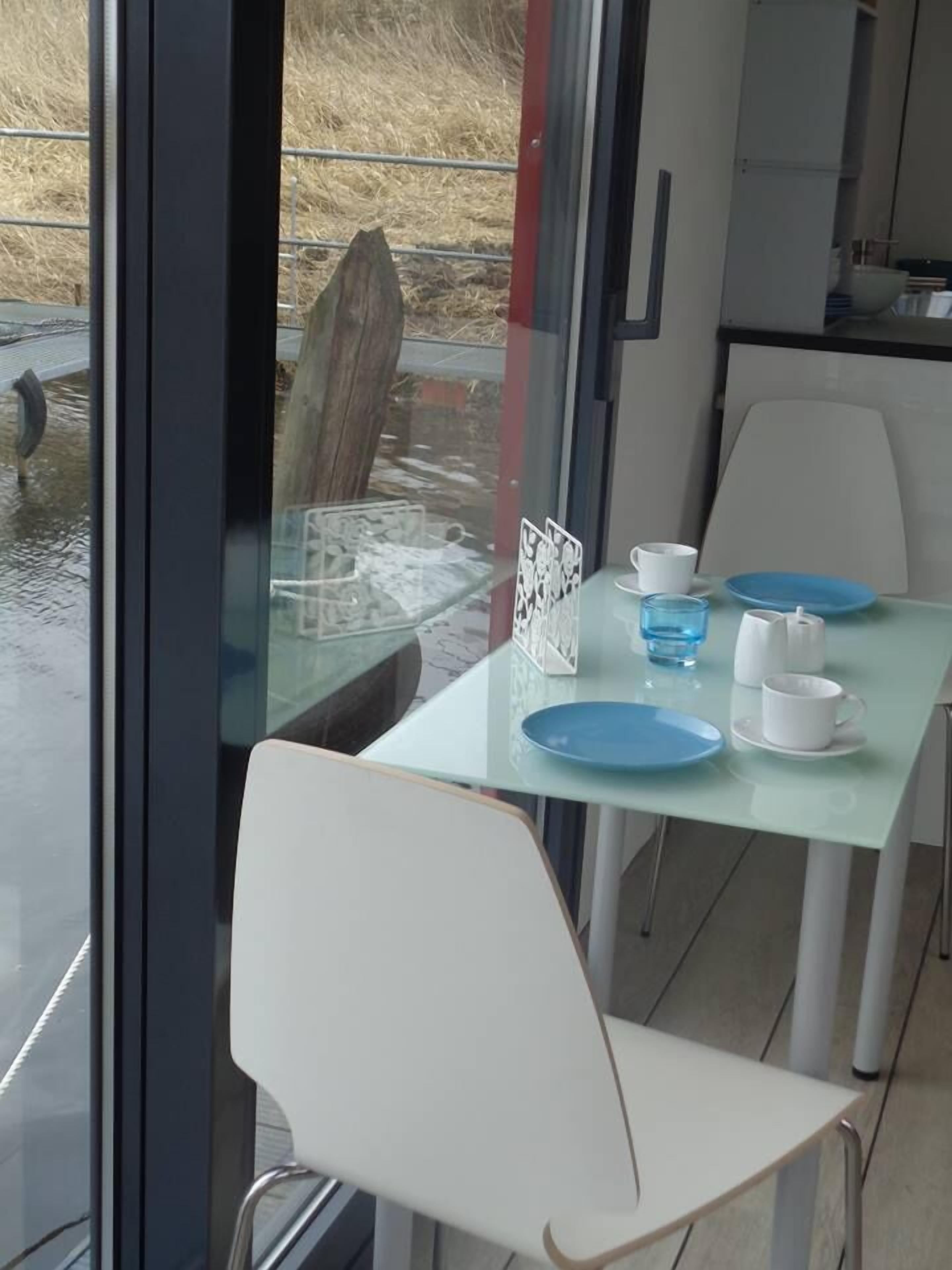 Houseboat | Private kitchen