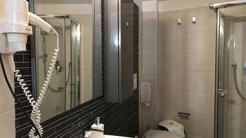 Shower, hair dryer, bathrobes, slippers
