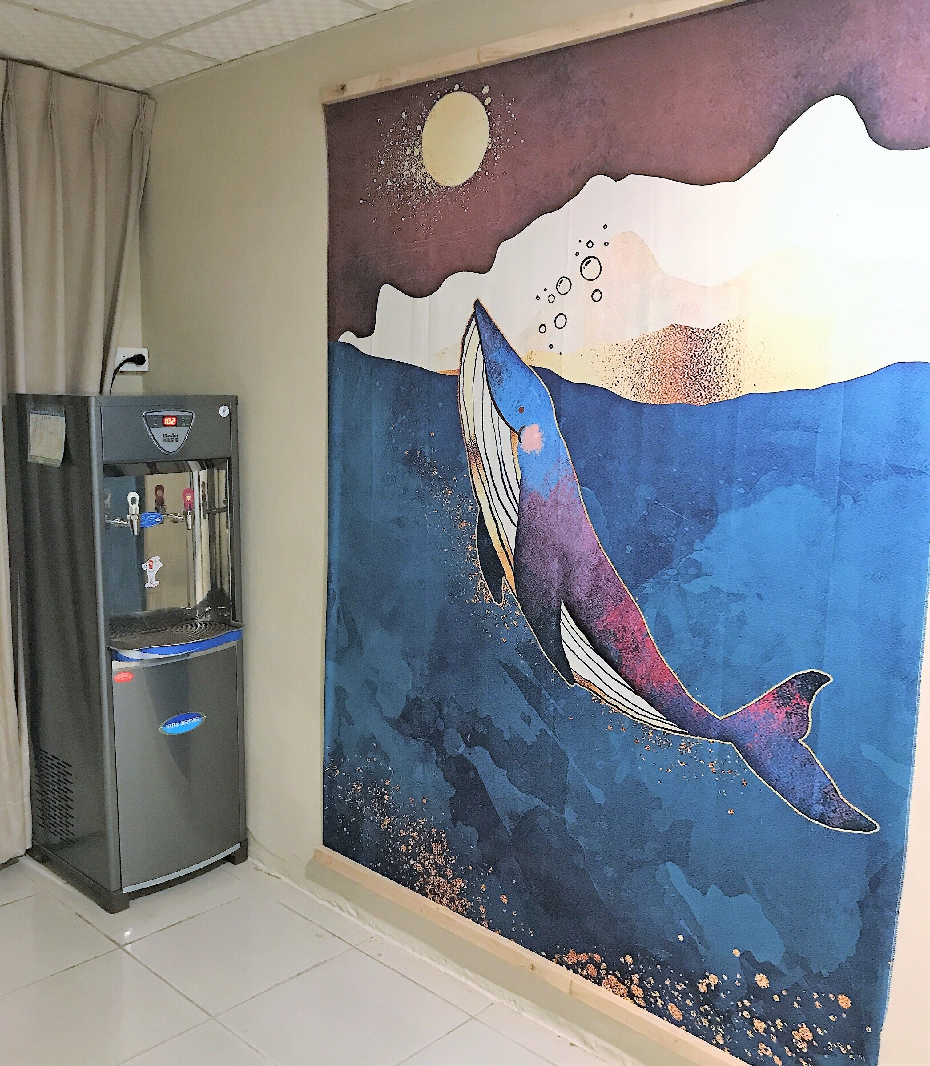 blackout curtains, free wifi, bed sheets